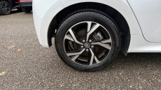 Toyota Yaris 1.5 Hybrid Design 5dr CVT Hybrid Hatchback